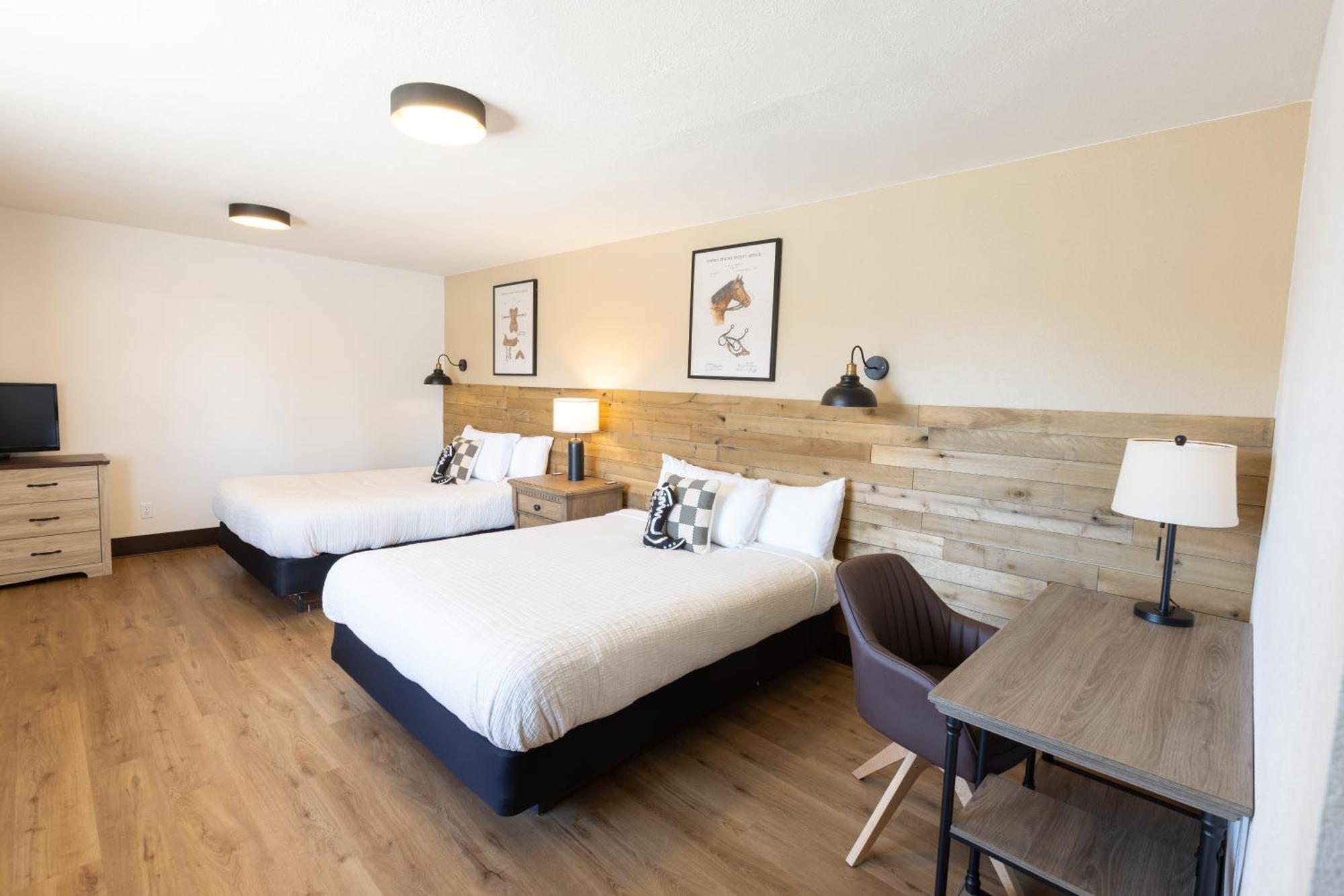 The Golden Spur Hotel بانجوِتش الغرفة الصورة